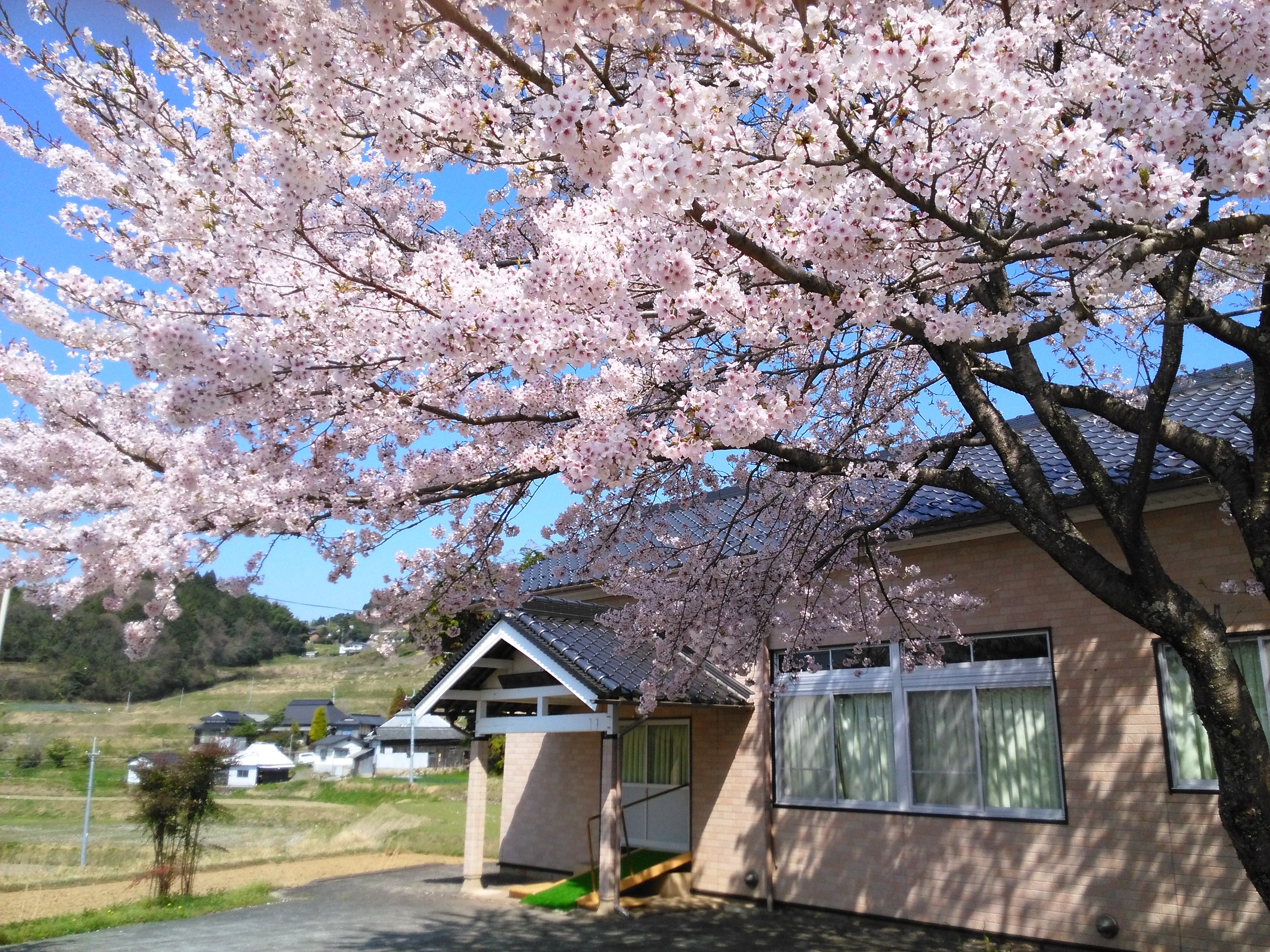 中勢実公民館